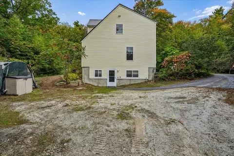 Exterior - 262 Collins Rd, Lyndeborough, NH 03082 photo 11 of 13