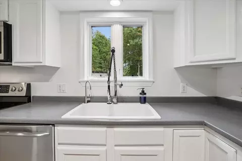 Kitchen - 262 Collins Rd, Lyndeborough, NH 03082 photo 3 of 5
