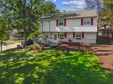 606 Hanover St, Manchester, NH 03104
