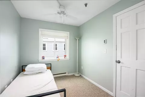 Bedroom - 611 Ocean Blvd #3, Hampton, NH 03842 photo 4 of 5