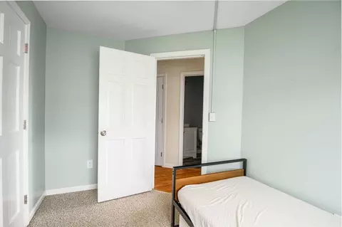 Bedroom - 611 Ocean Blvd #3, Hampton, NH 03842 photo 5 of 5