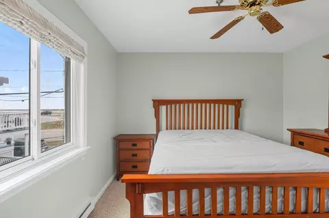 Bedroom - 611 Ocean Blvd #3, Hampton, NH 03842 photo 2 of 5