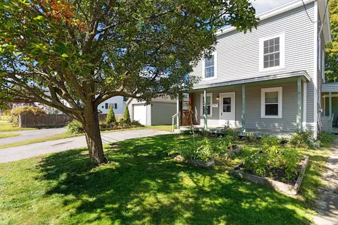 59 Elm St, Winooski, VT 05404