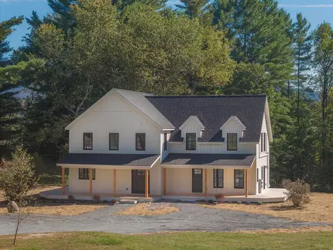 656 Luce Hill Rd UNIT A, Stowe, VT 05672