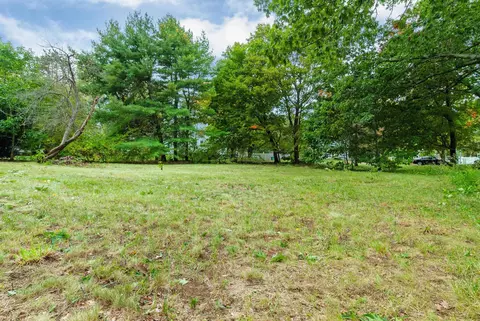 Exterior - 84 Locke Rd, Hampton, NH 03842 photo 4 of 4