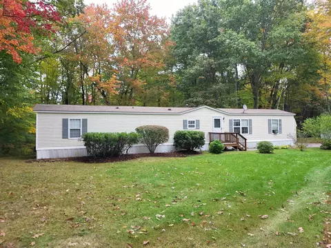 732 Concord Stage Rd #44, Weare, NH 03281