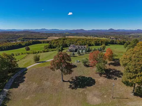 734 Herrick Rd, Derby, VT 05829