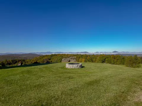 Exterior - 734 Herrick Rd, Derby, VT 05829 photo 2 of 4