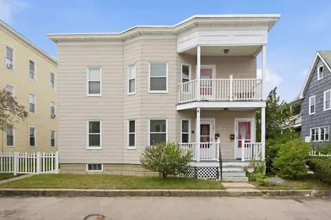 422 Hevey St, Manchester, NH 03102