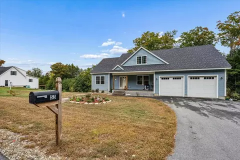53 Richards Way, Farmington, NH 03835
