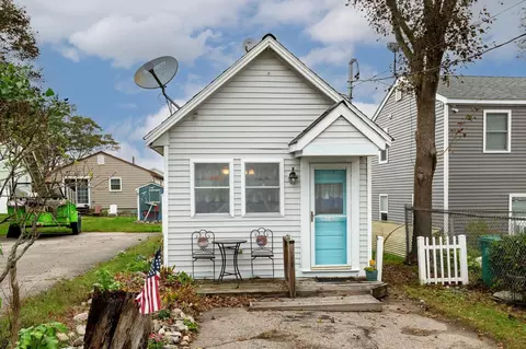 3 Emerald Ave, Hampton, NH 03842