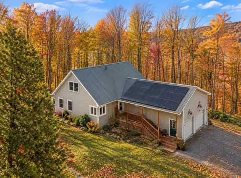 25 Ironwood Rd, Fairfax, VT 05454
