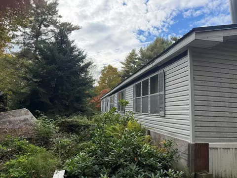 52 Route 123, Marlow, NH 03456