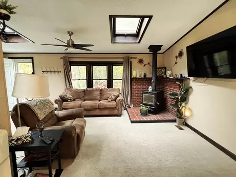 156 N River Rd, Epping, NH 03042 photo 10
