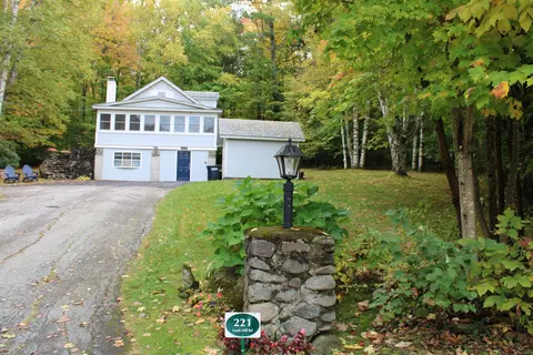 221 Lewis Hill Rd, Bethlehem, NH 03574