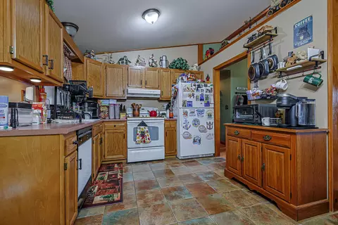 4 Spinnaker Dr, Derry, NH 03038 photo 6