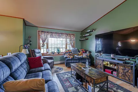 4 Spinnaker Dr, Derry, NH 03038 photo 11