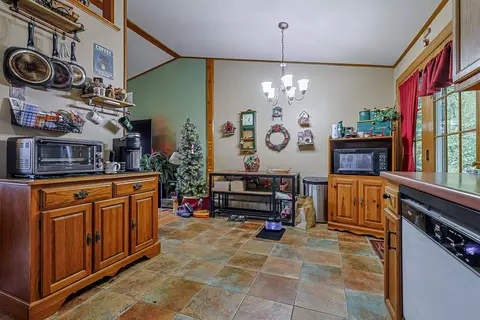 4 Spinnaker Dr, Derry, NH 03038 photo 7
