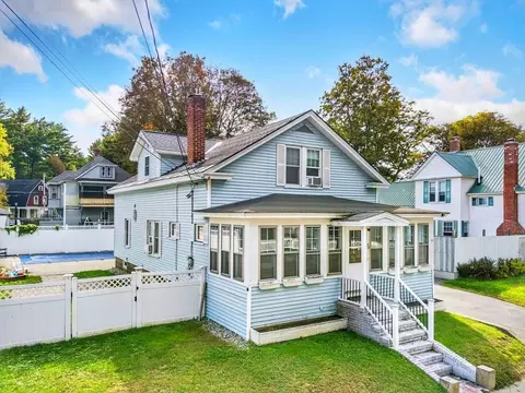 30 Grove St, Claremont, NH 03743