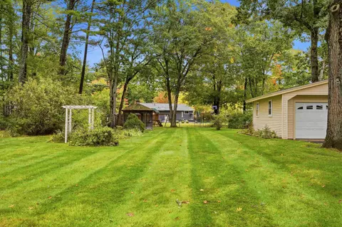 Exterior - 7 Phillip St, Dover, NH 03820 photo 12 of 14