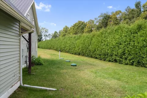 Exterior - 22 Park St, Underhill, VT 05489 photo 3 of 8