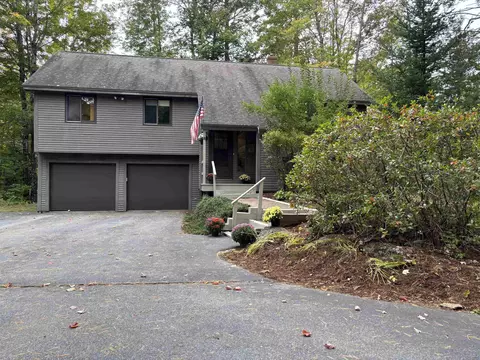 49 Greensward Dr, Grantham, NH 03753