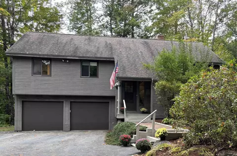 49 Greensward Dr, Grantham, NH 03753