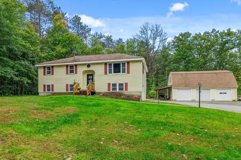 7 Westminster Dr, Fitzwilliam, NH 03447