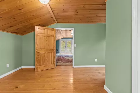 Entry Way - 252 Spring Rd, Tunbridge, VT 05077 photo 7 of 7