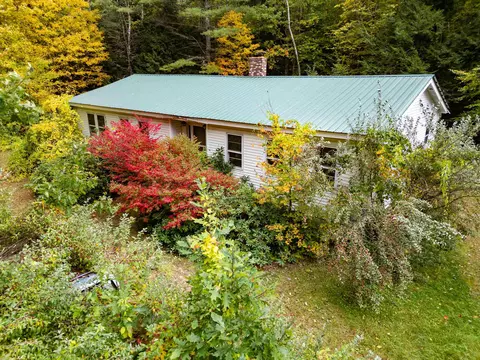 Exterior - 9 Iron Kettle Rd, Warner, NH 03278 photo 1 of 3