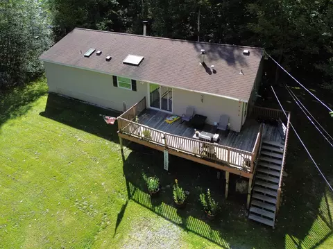 28 Edelweiss Dr, Bethlehem, NH 03574
