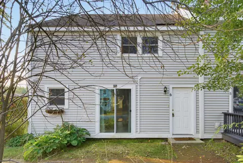 251 Knox Marsh Rd #6, Dover, NH 03820