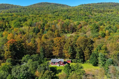 3707 Whipple Hollow Rd, Florence, VT 05744