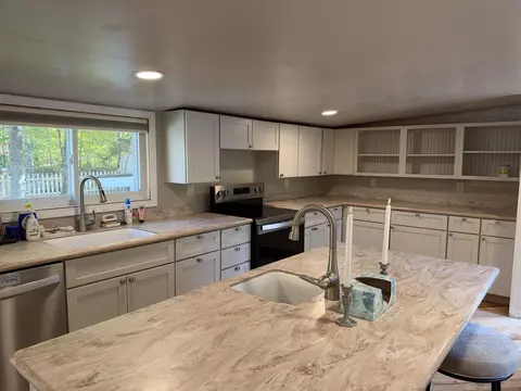 Kitchen - 40 White Pond Rd, Ossipee, NH 03864 photo 4 of 5
