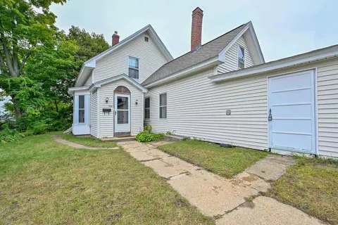 120 Ashland St, Manchester, NH 03104