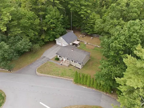 View/Area - 38 Eayers Pond Rd, Hudson, NH 03051 photo 2 of 5