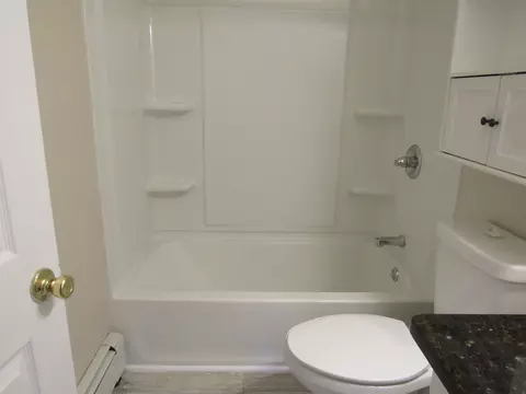 Bath - 97 E Broadway #9, Derry, NH 03038 photo 2 of 2