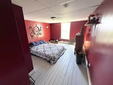 Bedroom - 7 First Ave, Barton, VT 05822 photo 4 of 5
