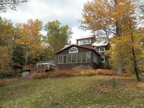 231 W Meadow Rd, Bradford, NH 03221
