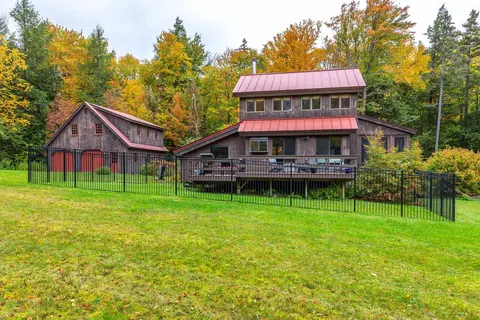 Exterior - 628 Moss Brook Rd, Peru, VT 05152 photo 2 of 11