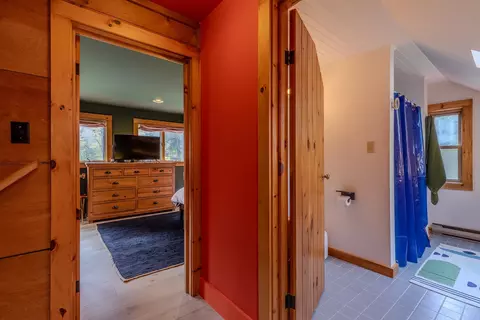 Entry Way - 628 Moss Brook Rd, Peru, VT 05152 photo 6 of 7