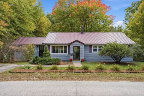 13 Rowell Dr, Franklin, NH 03235