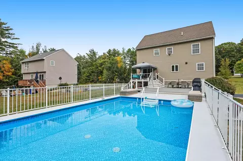 Exterior - 5 Middleridge Rd, Derry, NH 03038 photo 7 of 8