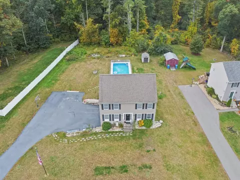 View/Area - 5 Middleridge Rd, Derry, NH 03038 photo 1 of 2