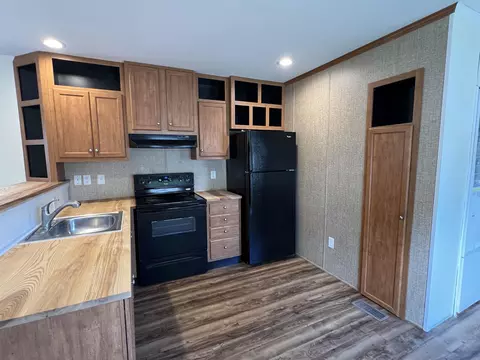 26 Morton St, Exeter, NH 03833 photo 9
