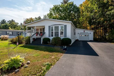 17 Watercress Dr, Rochester, NH 03868