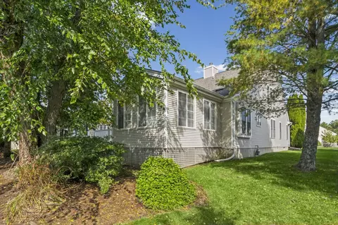Exterior - 64 Hampton Mdws, Hampton, NH 03842 photo 3 of 10