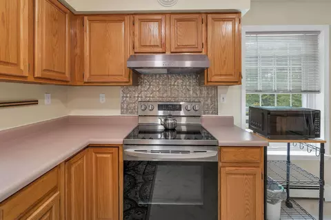 Kitchen - 1695 Maple St, Bethlehem, NH 03574 photo 1 of 6