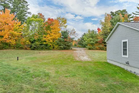 Exterior - 1695 Maple St, Bethlehem, NH 03574 photo 7 of 12