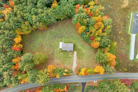 View/Area - 1695 Maple St, Bethlehem, NH 03574 photo 1 of 8